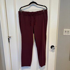 Lululemon On The Fly Pants (12)